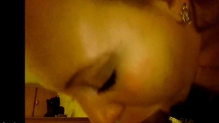 Секс женатого кобеля и путаны с пятым размером груди