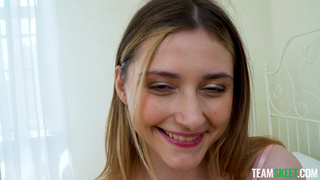 Funky Town на порно кастинге принимает в пизду по самые помидоры